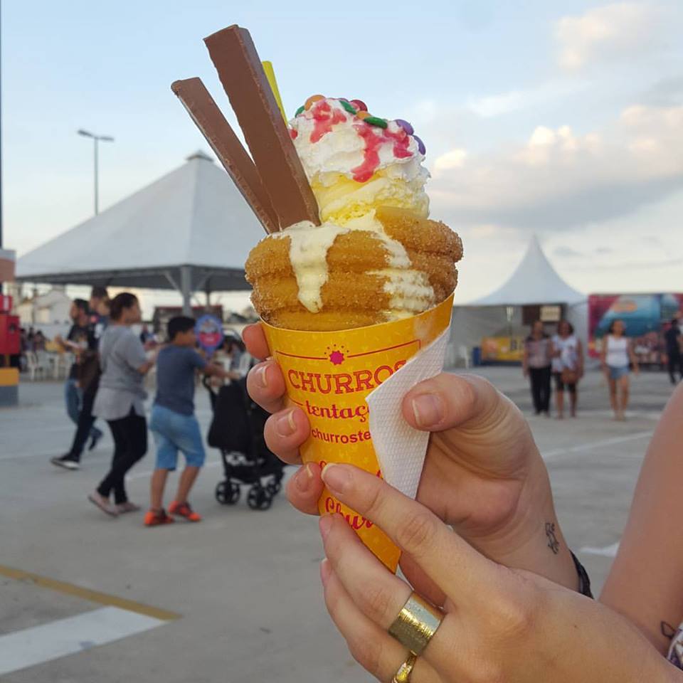 UNINDO AS COMIDINHAS QUE TODO MUNDO AMA, BOULEVARD SHOPPING REALIZA FESTIVAL DO PASTEL, MILHO E CHURROS