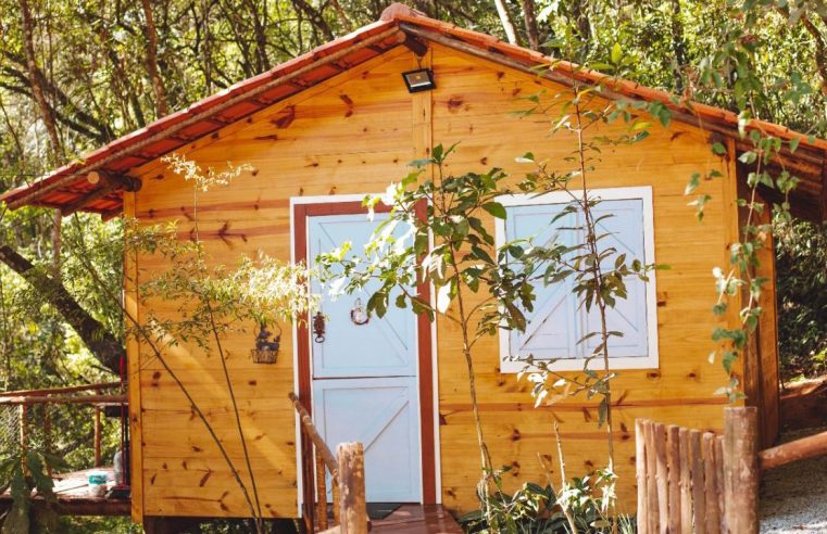 UMA CABANA PARA SE HOSPEDAR EM BRUMADINHO