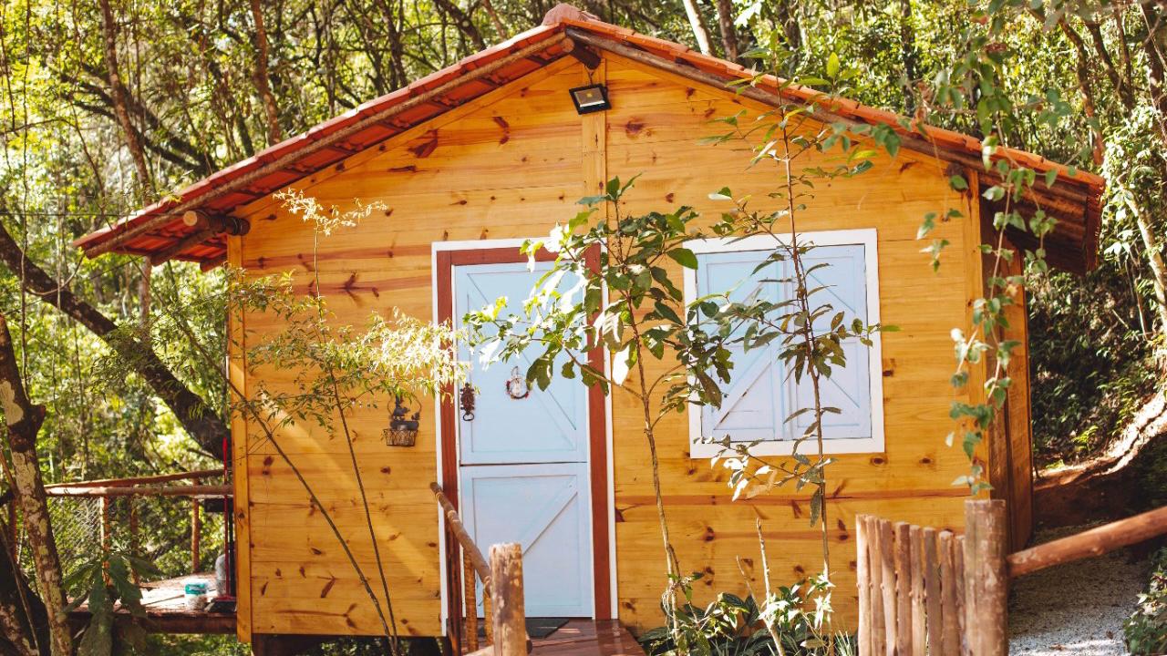 UMA CABANA PARA SE HOSPEDAR EM BRUMADINHO